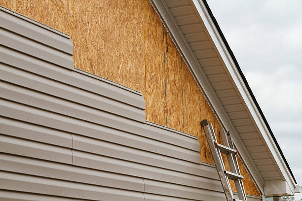 Professional Siding Contractor technician working in La Grange Park, IL